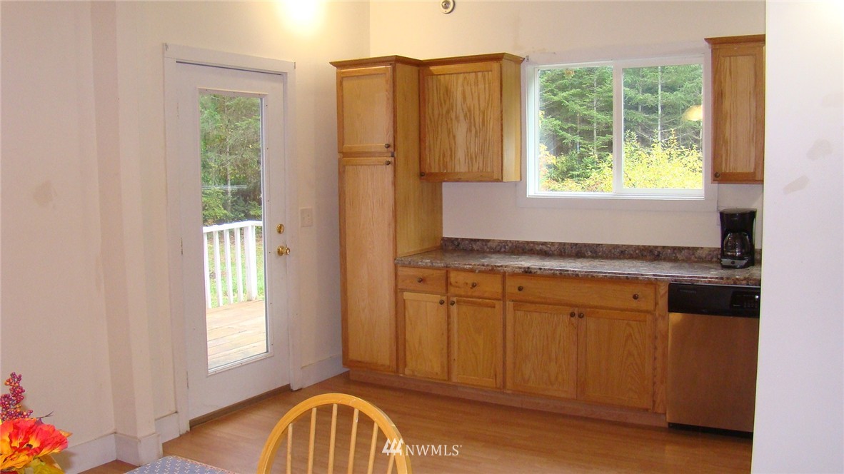 1410 Thomas Road Grapeview, WA 98546 - Photo 7 of 25 Gallery Image 7