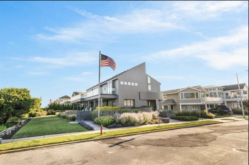 103 116th Street Stone Harbor, NJ 08247 - Photo 2 of 37