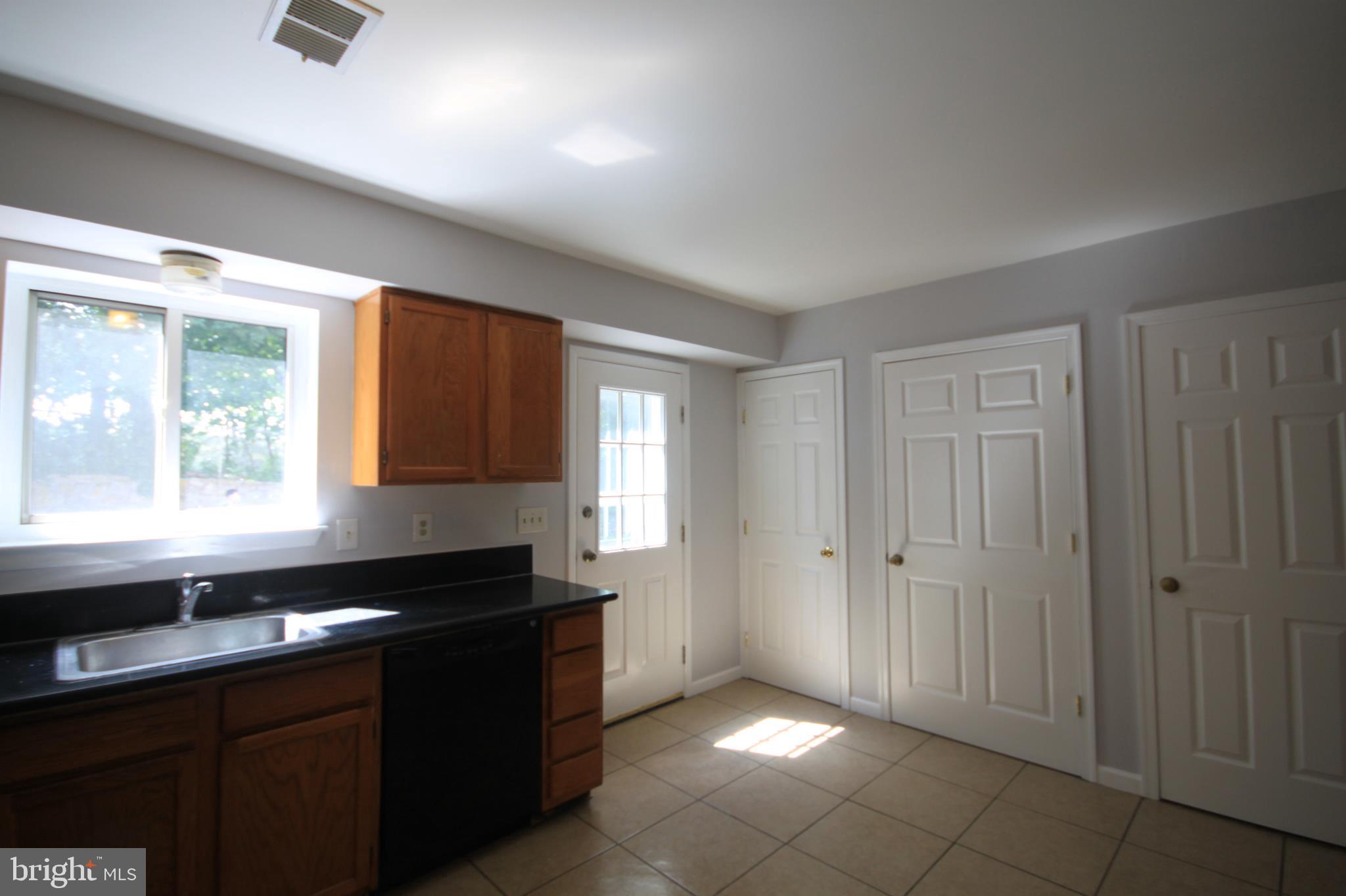 72 Kelmar Avenue Malvern, PA 19355 - Photo 8 of 30