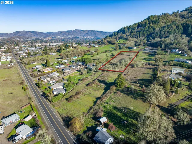 $400,000 | 1448 Lookingglass Road, Roseburg, OR 97471