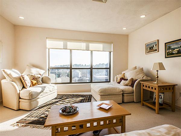405 Langley Road, Unit 14 Newton, MA 02459 - Photo 2 of 13 Gallery Image 2