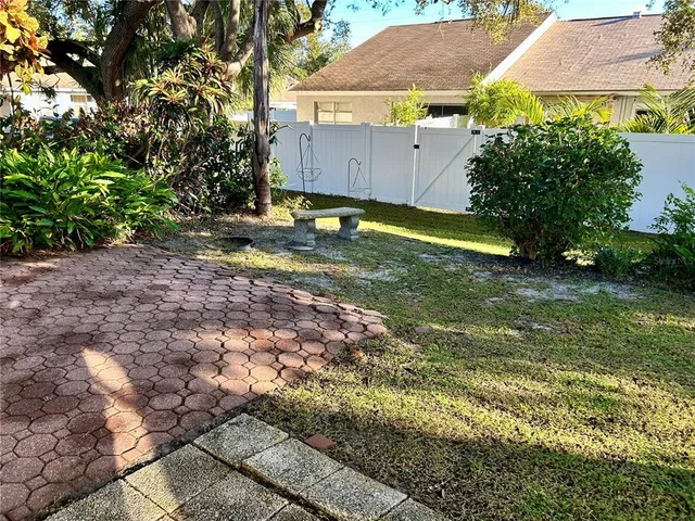 $2,100 | 300 Plymouth Street, Safety Harbor, FL 34695