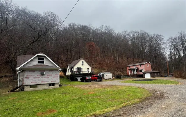 $175,000 | 819 Howes Run Road, Tarentum, PA 15084