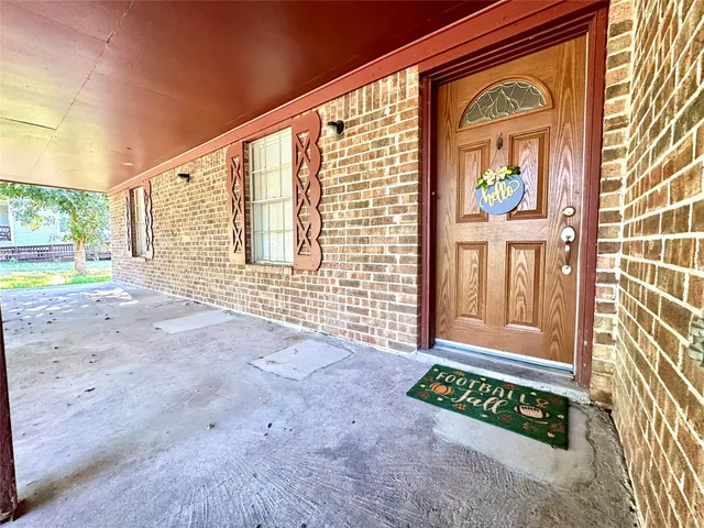 $188,000 | 127 West Emily Avenue, Wharton, TX 77488