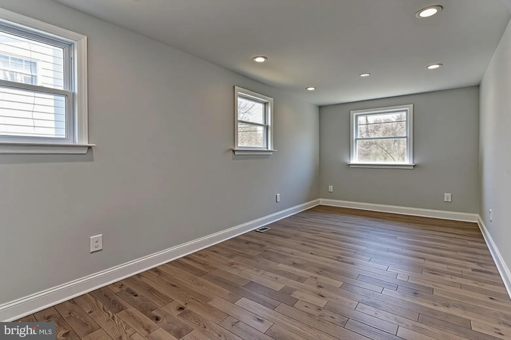 415 Ritchie Parkway Rockville, MD 20852 - Photo 13 of 30
