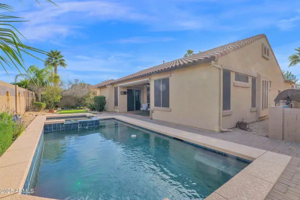 $639,990 | 3810 East Latham Court, Gilbert, AZ 85297