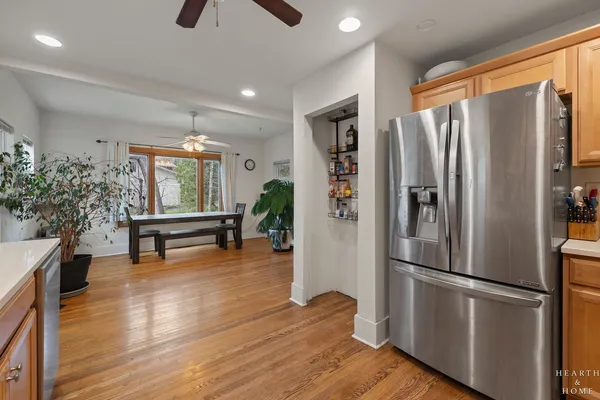 $359,900 | 519 Algonquin Road, Fox River Grove, IL 60021