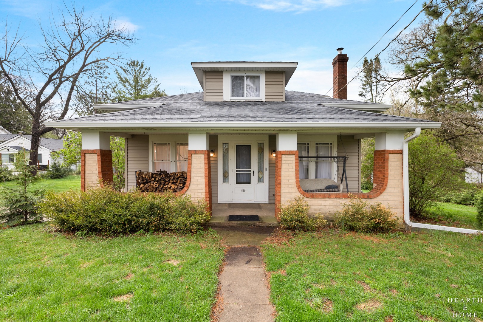 519 Algonquin Road Fox River Grove, IL 60021 - Photo 2 of 36