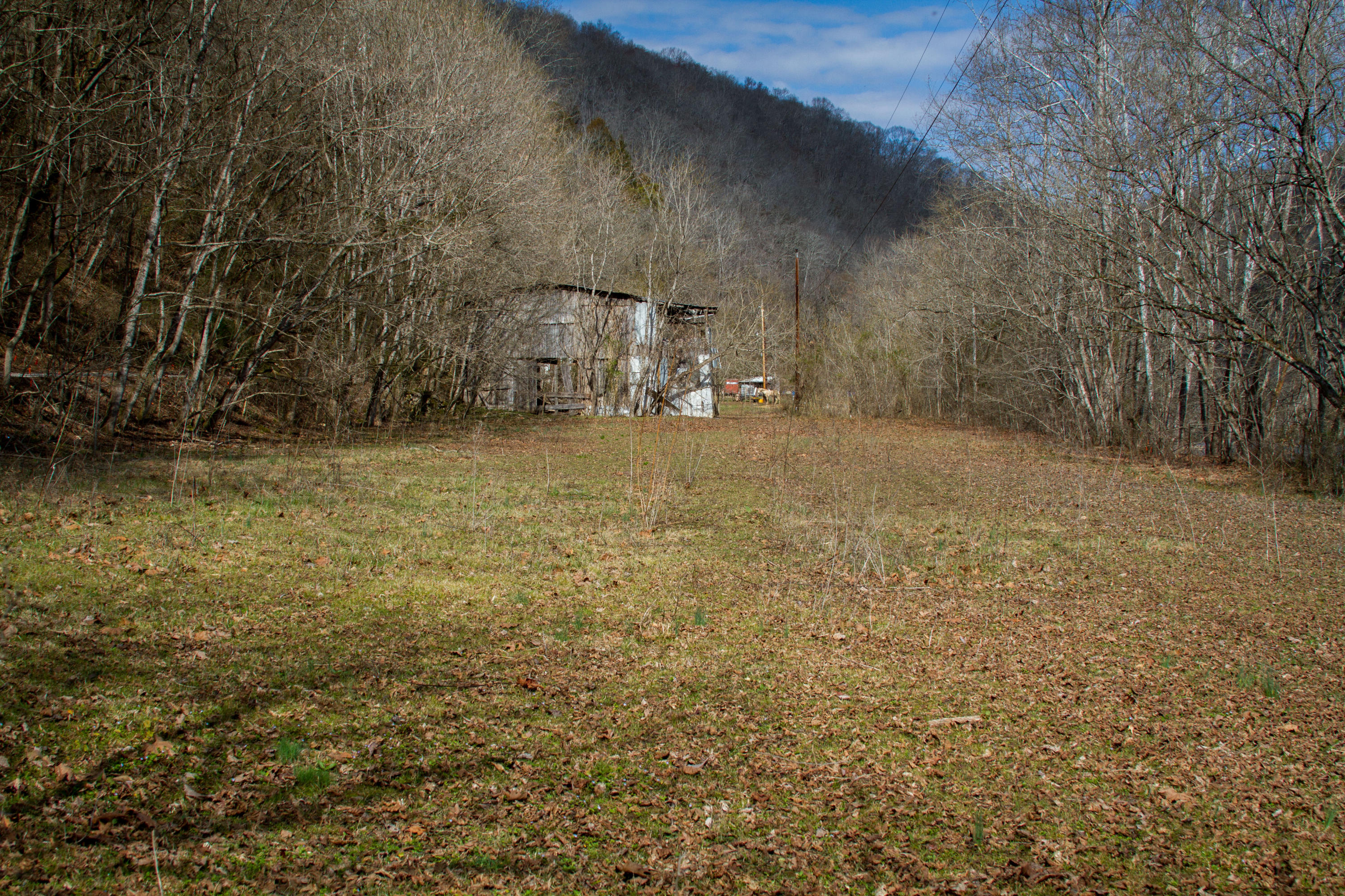 Clinch River Road Tazewell, TN 37879 - Photo 7 of 13 ClaibourneRiverLot-7