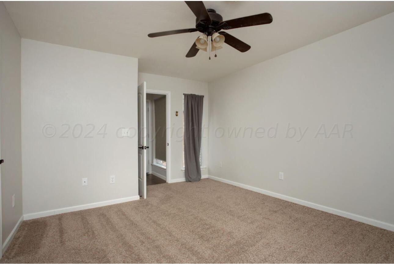 4818 Arden Road Amarillo, TX 79110 - Photo 17 of 29 an empty room