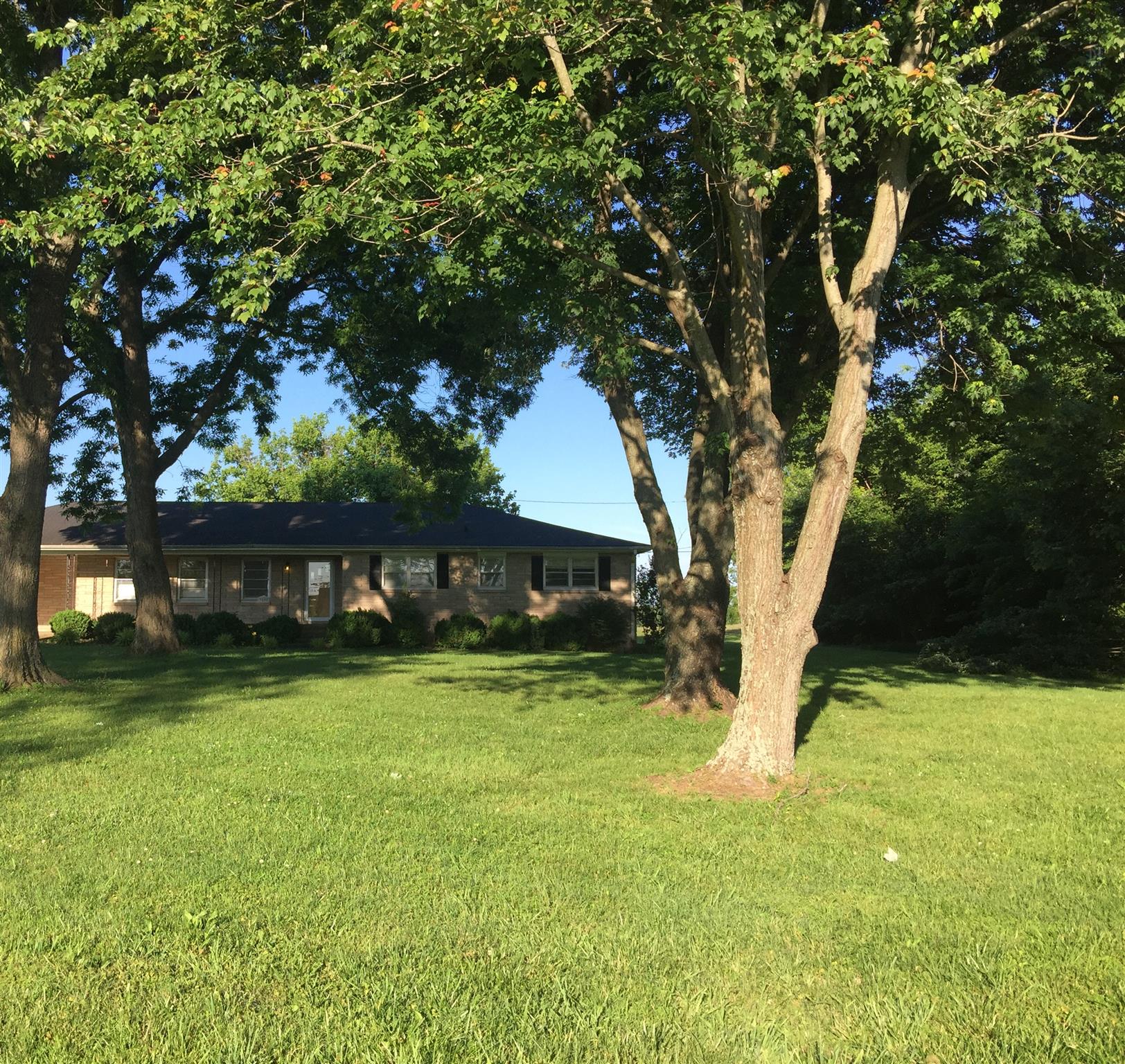 3808 Calista Road Cross Plains, TN 37049 - Photo 1 of 16 Gallery Image 1