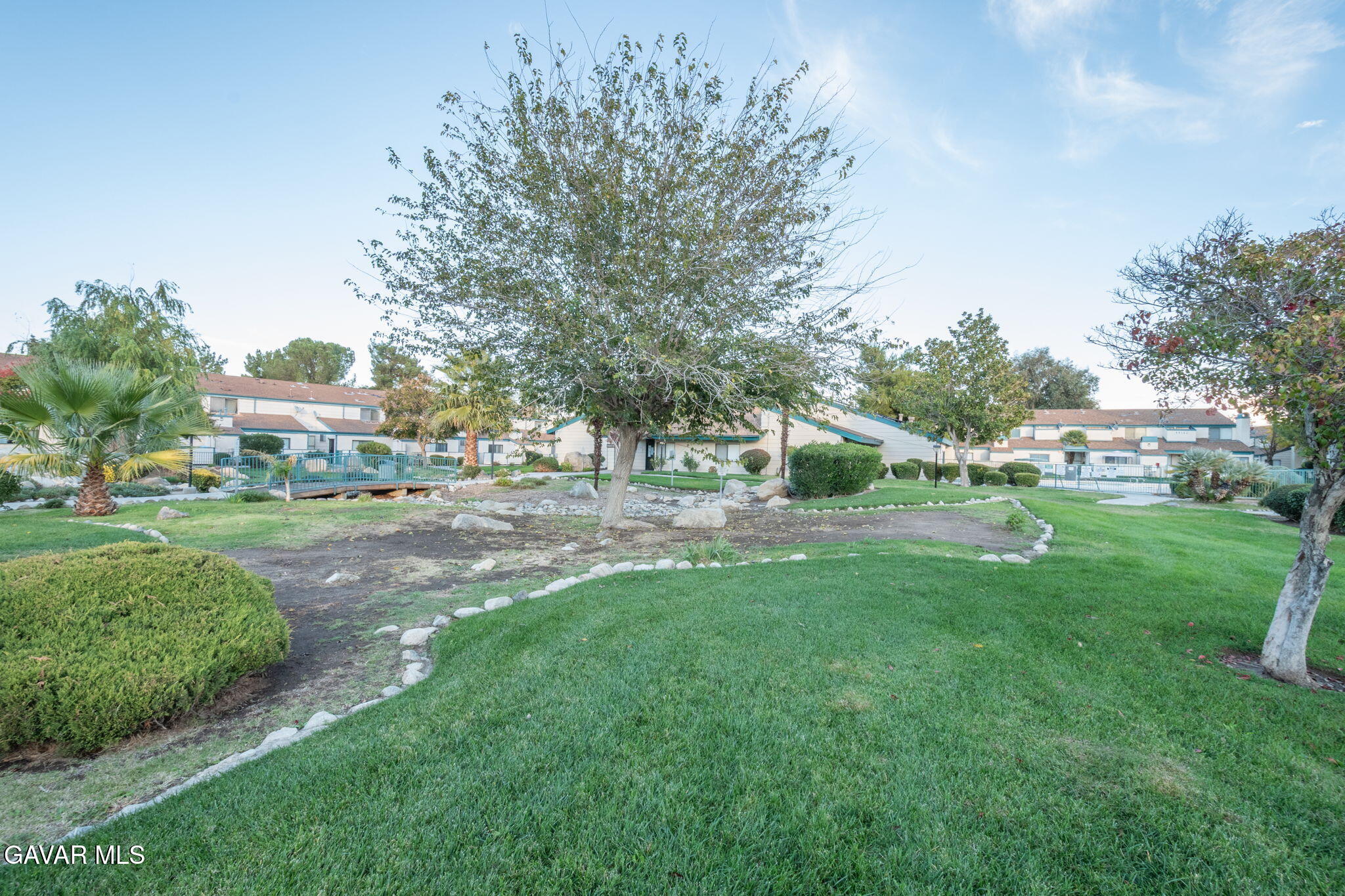 44442 15th Street East, Unit 5 Lancaster, CA 93535 - Photo 17 of 23 a view of yard with tree s