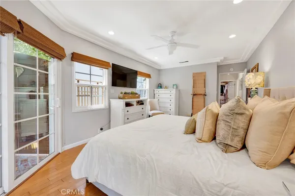 $1,399,000 | 3374 Floyd Terrace, Los Angeles, CA 90068