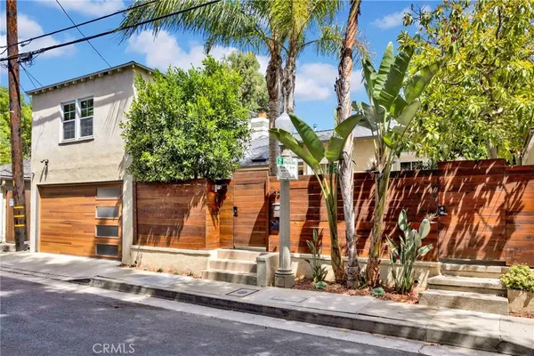 $1,399,000 | 3374 Floyd Terrace, Los Angeles, CA 90068