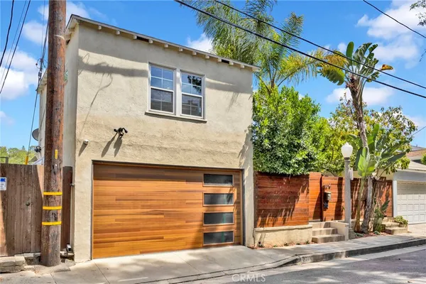 $1,399,000 | 3374 Floyd Terrace, Los Angeles, CA 90068