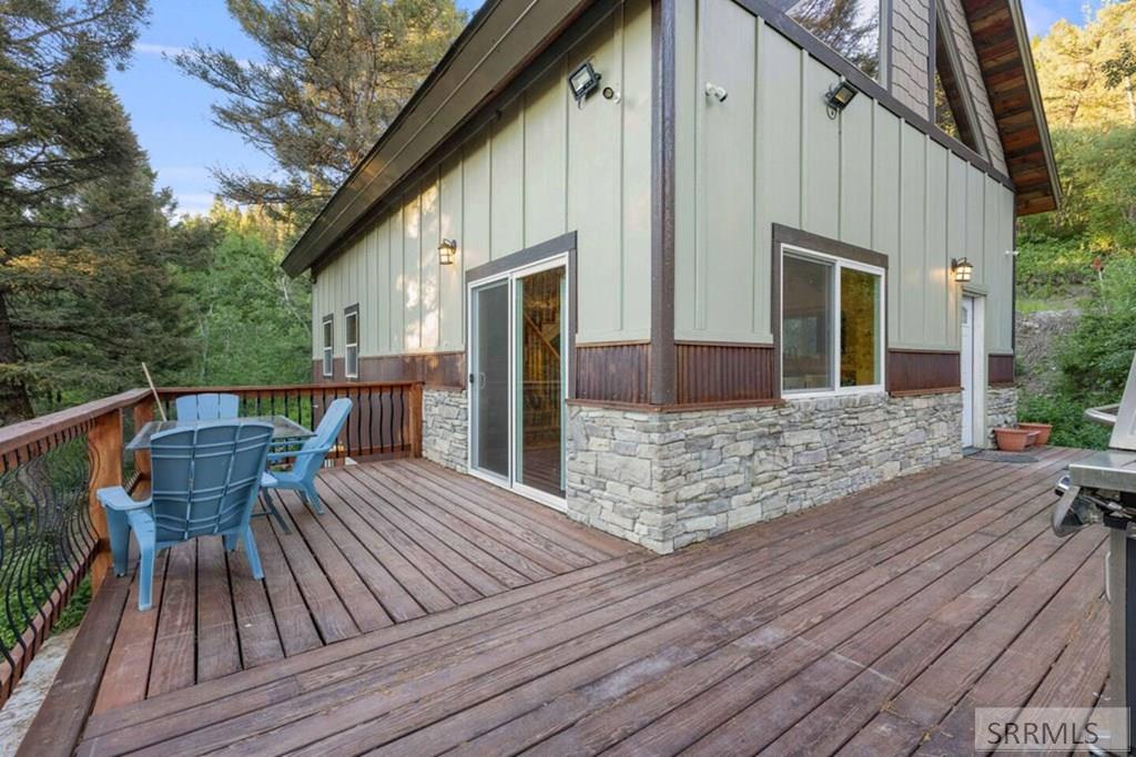 5135 East Rees Drive Island Park, ID 83429 - Photo 3 of 38