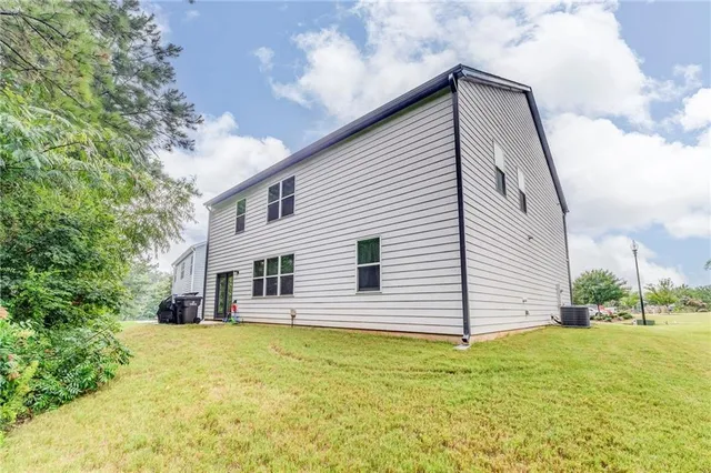 $399,900 | 6597 Bluffview Drive, Douglasville, GA 30134