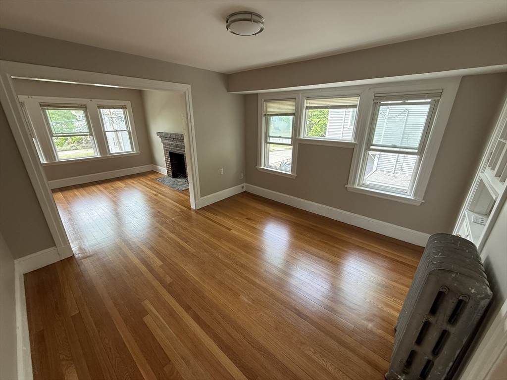 61-63 Newell Road, Unit 61 Newton, MA 02466 - Photo 4 of 10