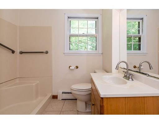 33 Wagon Wheel Road Dracut, MA 01826 - Photo 21 of 38 Gallery Image 21
