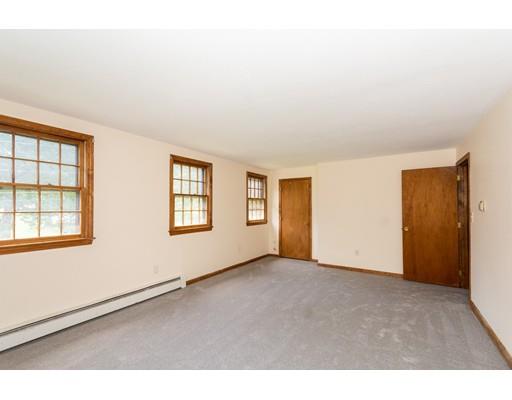 33 Wagon Wheel Road Dracut, MA 01826 - Photo 23 of 38 Gallery Image 23