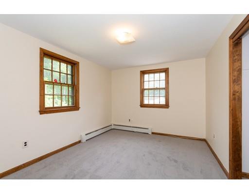 33 Wagon Wheel Road Dracut, MA 01826 - Photo 31 of 38 Gallery Image 31
