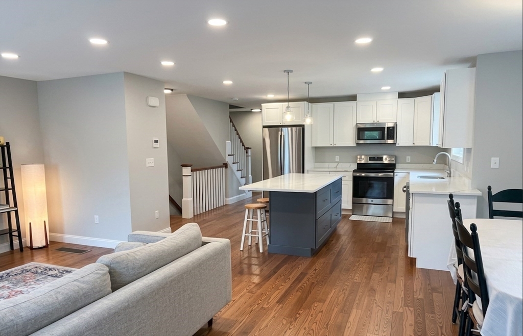 57 Castine Street, Unit 1 Worcester, MA 01606 - Photo 5 of 27