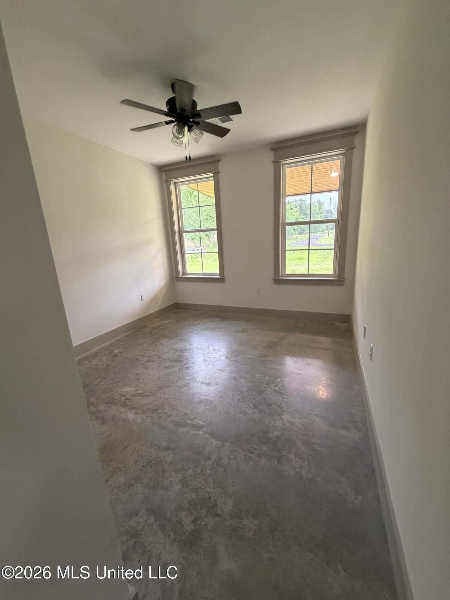2405 Pleasant Hill Road Nesbit, MS 38651 - Photo 12 of 20 IMG_4157