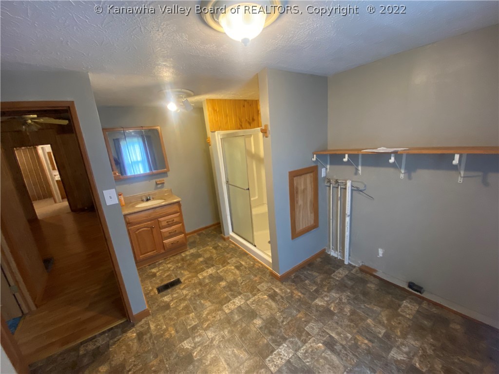 3134 Stone Lick Road Kenna, WV 25248 - Photo 7 of 25 Gallery Image 7