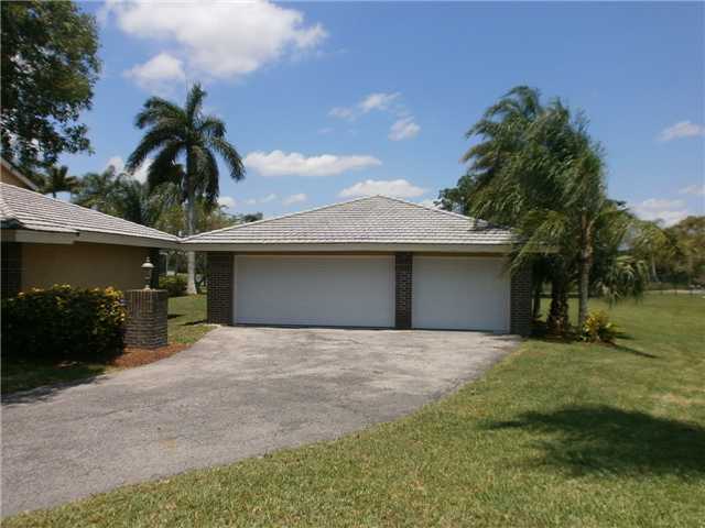 10145 Avenida Del Rio Delray Beach, FL 33446 - Photo 2 of 25 Additional Photo