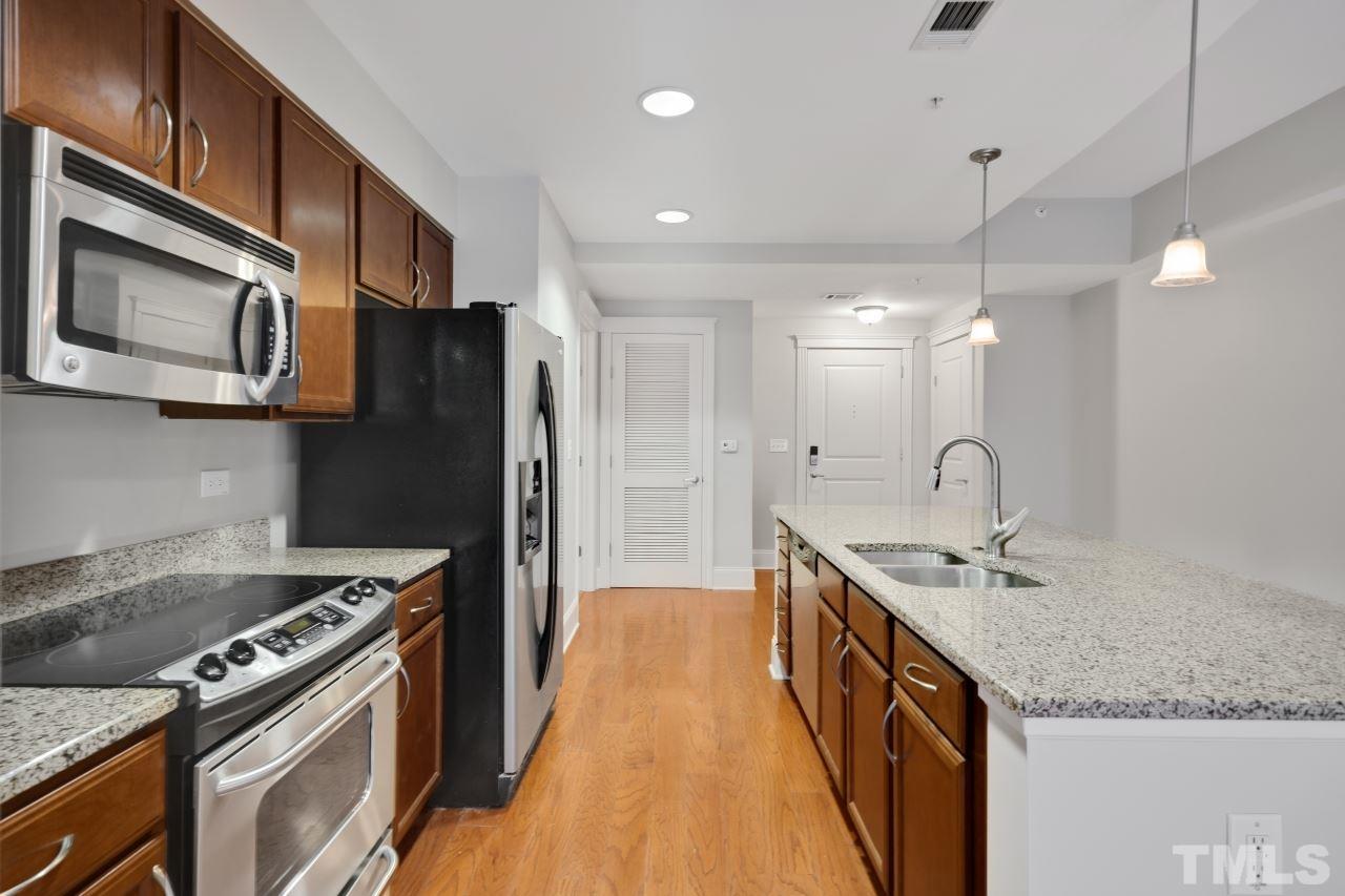 222 Glenwood Avenue, Unit 314 Raleigh, NC 27603 - Photo 19 of 30