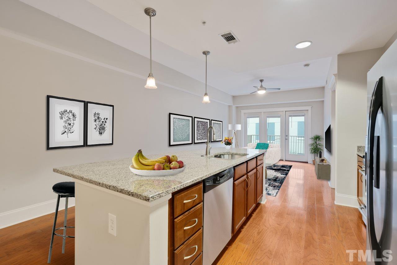 222 Glenwood Avenue, Unit 314 Raleigh, NC 27603 - Photo 5 of 30