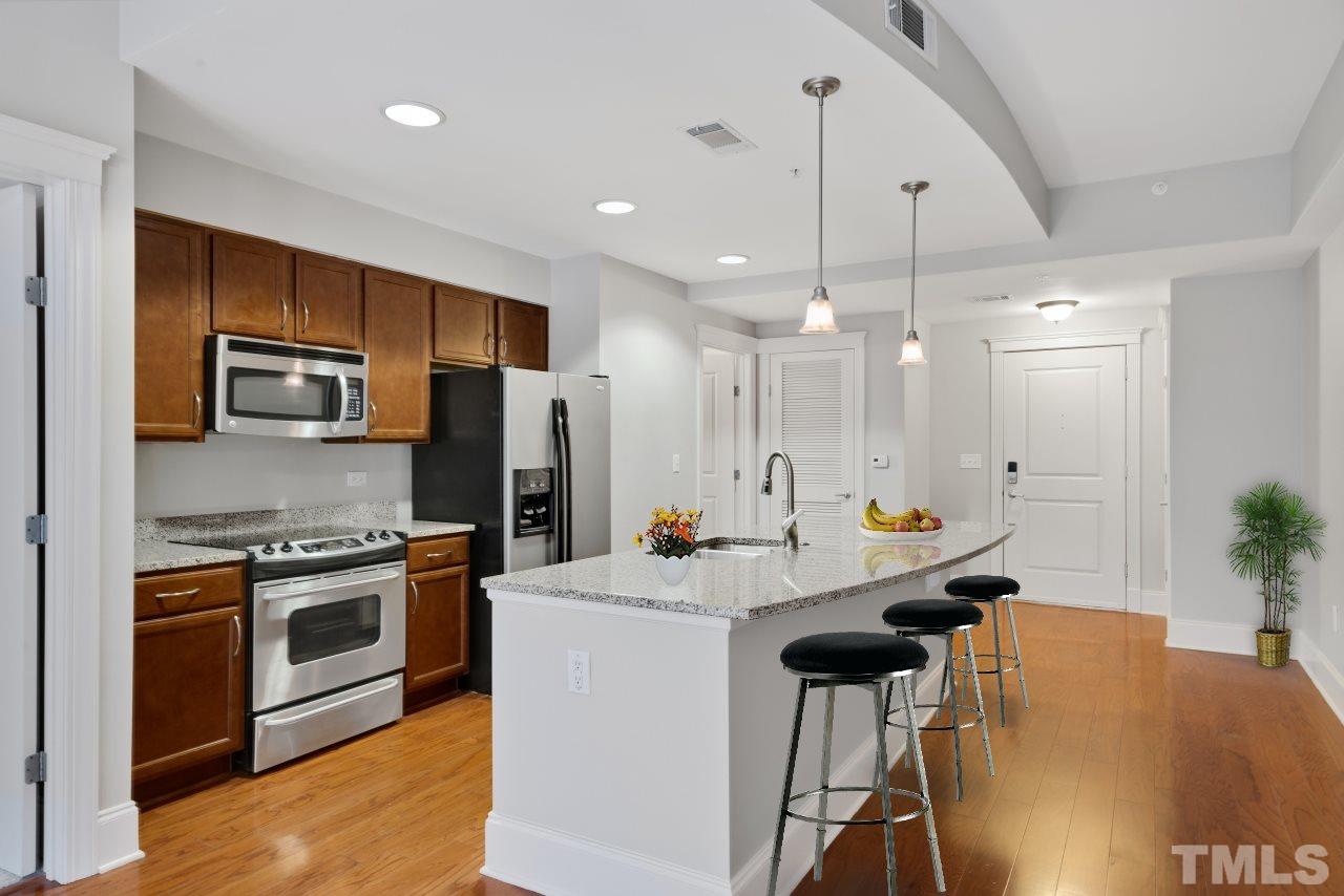 222 Glenwood Avenue, Unit 314 Raleigh, NC 27603 - Photo 8 of 30