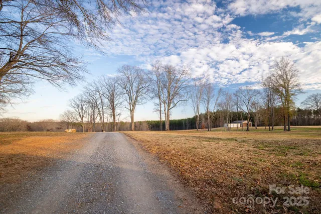 $2,300,000 | 164 Linderman Lake Lane, Kings Mountain, NC 28086