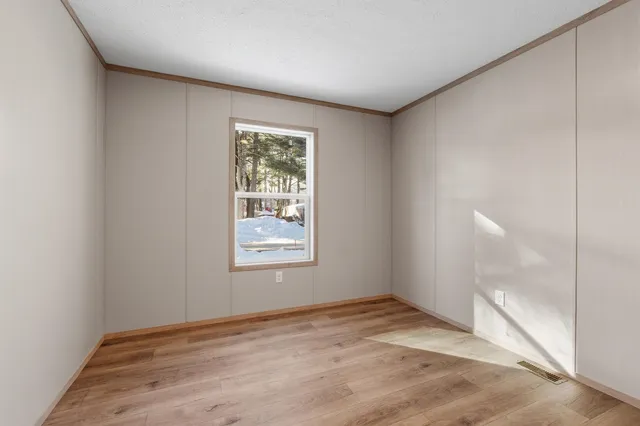 $261,500 | 27 Bond Street, Franklin, NH 03235