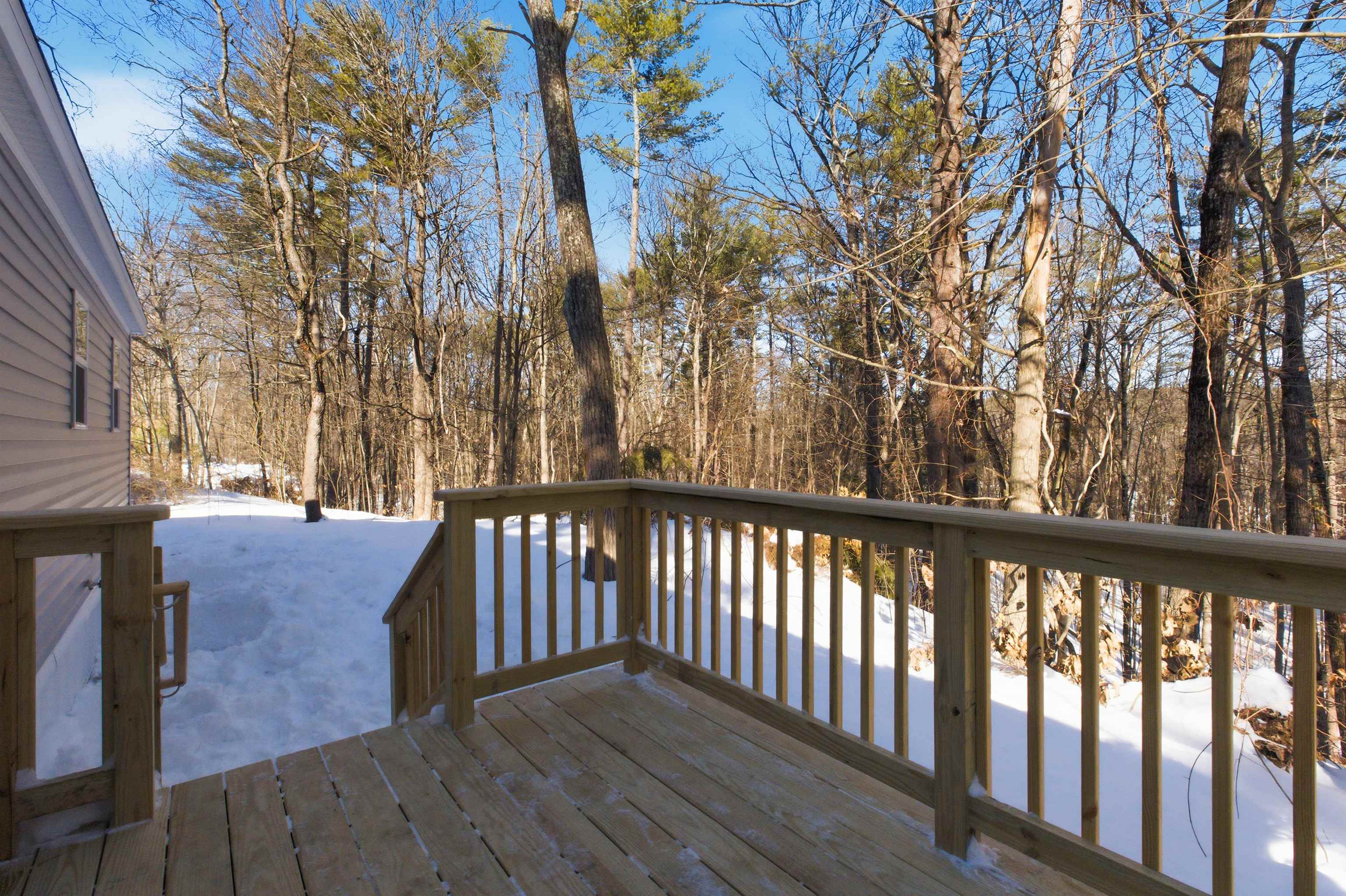 27 Bond Street Franklin, NH 03235 - Photo 7 of 30