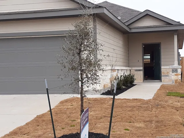 $1,700 | 2549 Smokey Cove, Seguin, TX 78155