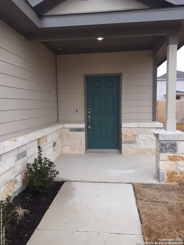 $1,700 | 2549 Smokey Cove, Seguin, TX 78155