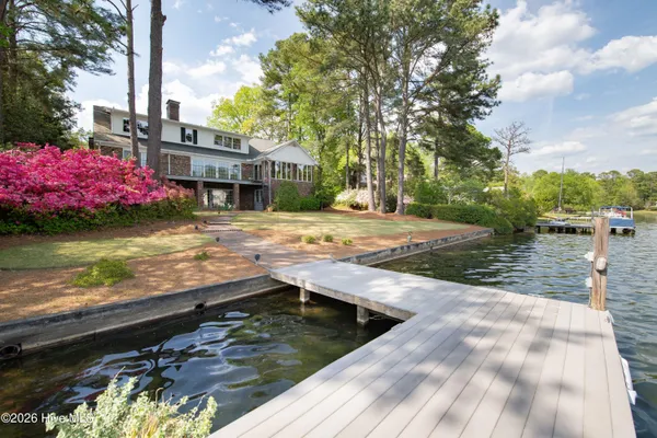 $1,395,000 | 90 Lake Shore Drive, Pinehurst, NC 28374