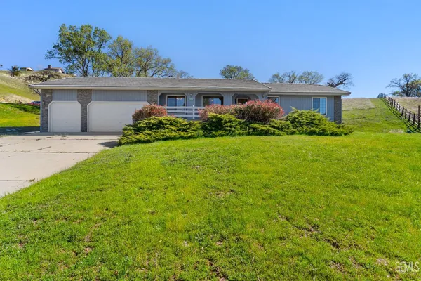 $425,000 | Undisclosed Address, Tehachapi, CA 93561