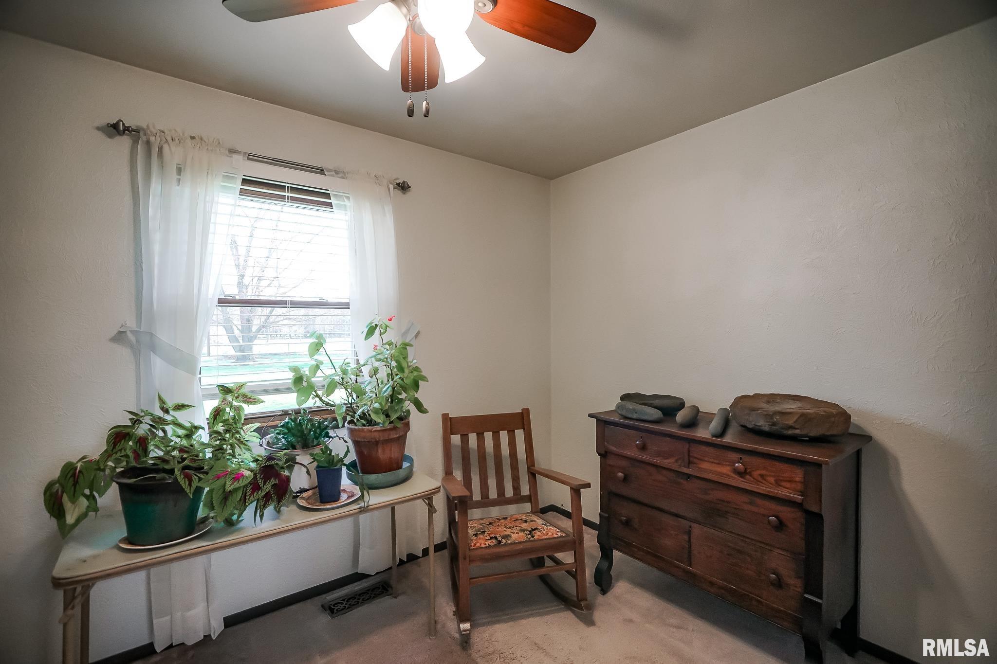 7449 Myrtle Street Manito, IL 61546 - Photo 27 of 40