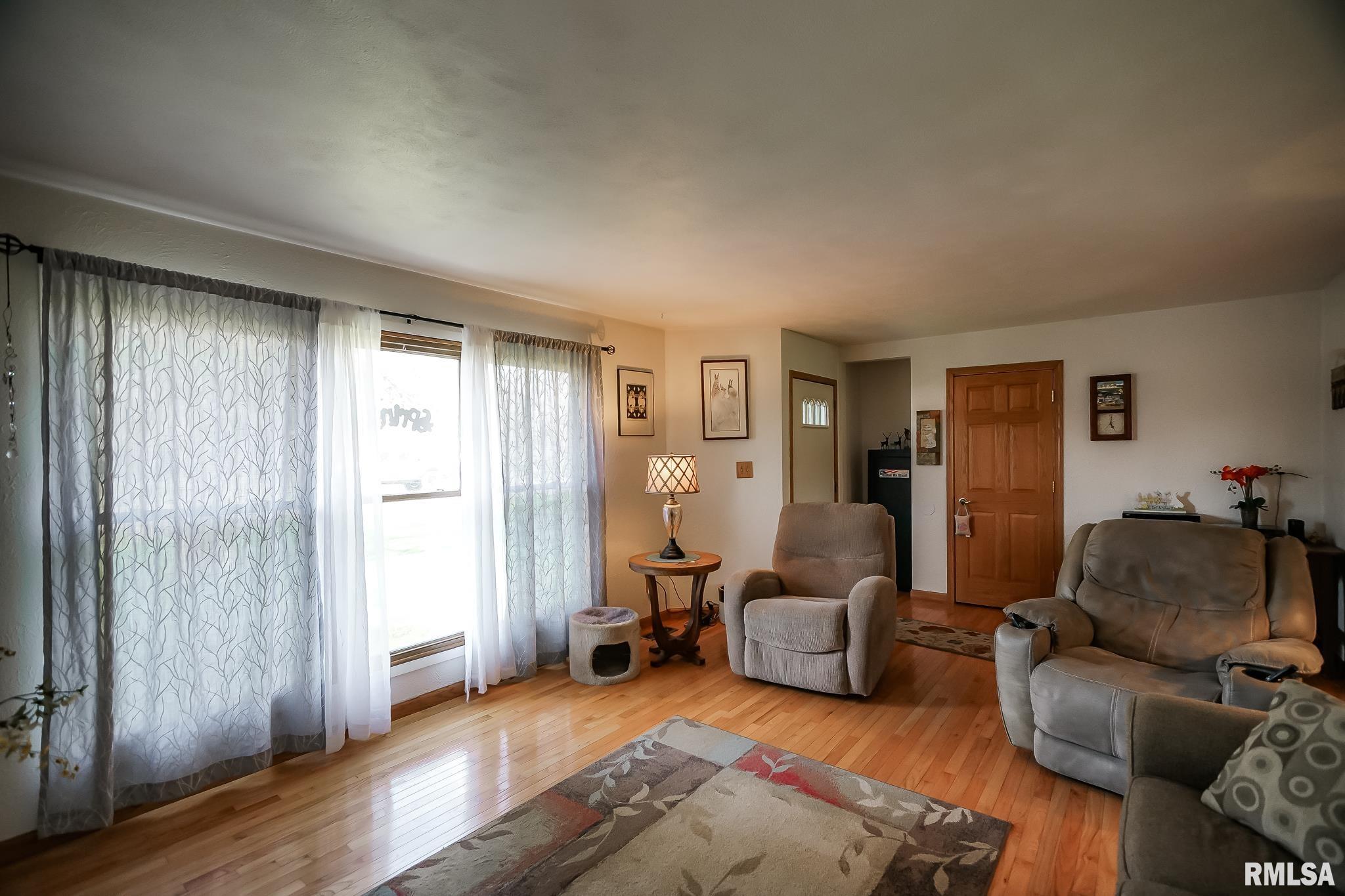 7449 Myrtle Street Manito, IL 61546 - Photo 6 of 40