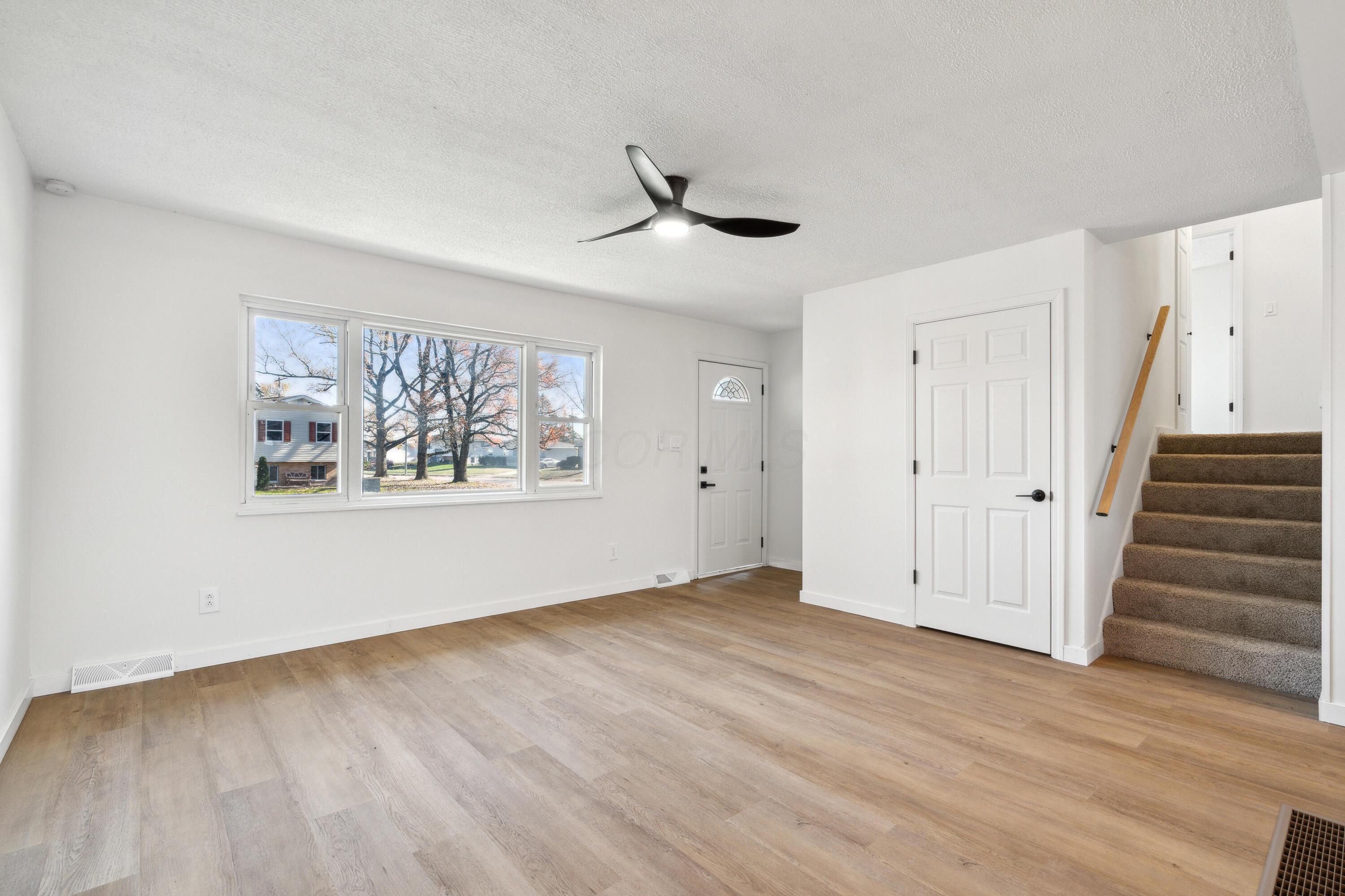 3875 Armada Road Columbus, OH 43232 - Photo 3 of 18 dsc00693