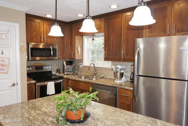 $160,000 | 2071 Short Avenue, Sneads, FL 32460