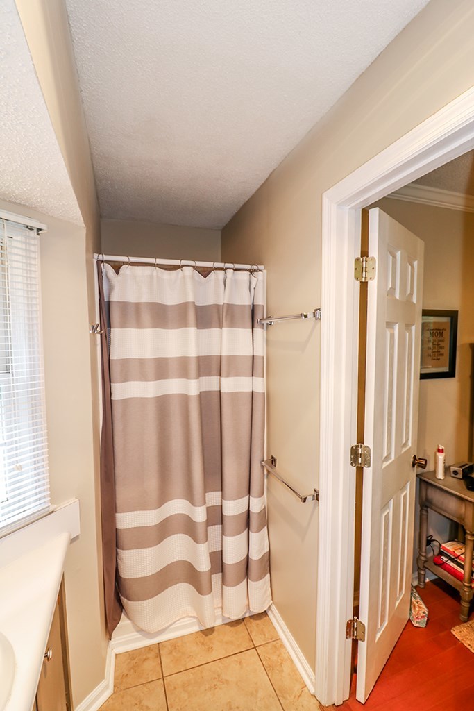 1921 Northside Road Perry, GA 31069 - Photo 41 of 49 a view of a bathroom with staircase