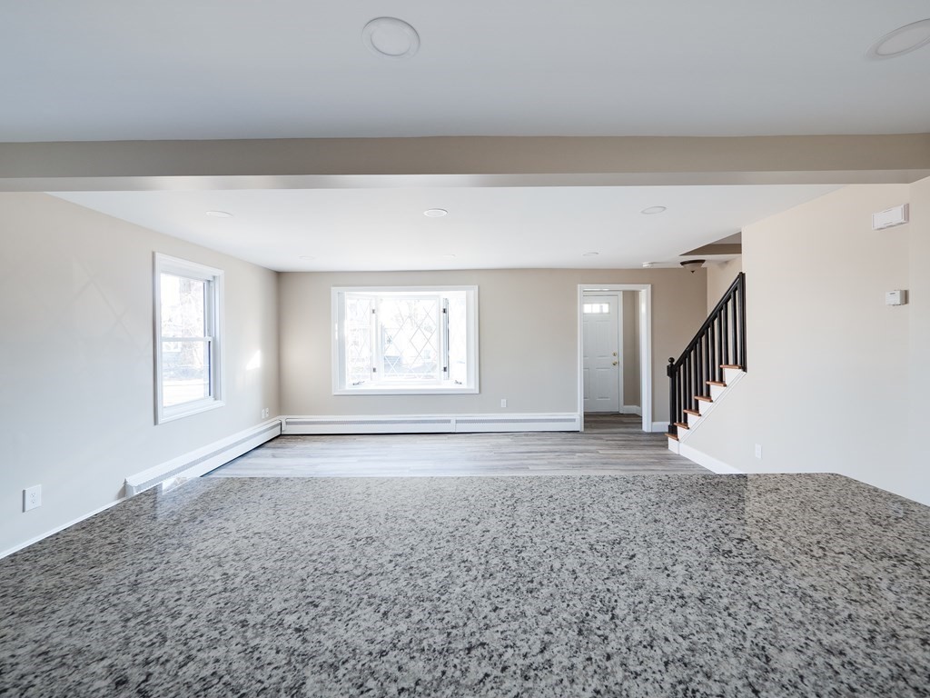 46 Fox Street West Springfield, MA 01089 - Photo 12 of 30 Gallery Image 12