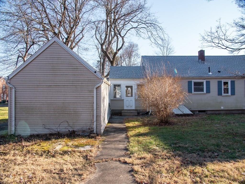 46 Fox Street West Springfield, MA 01089 - Photo 30 of 30 Gallery Image 30