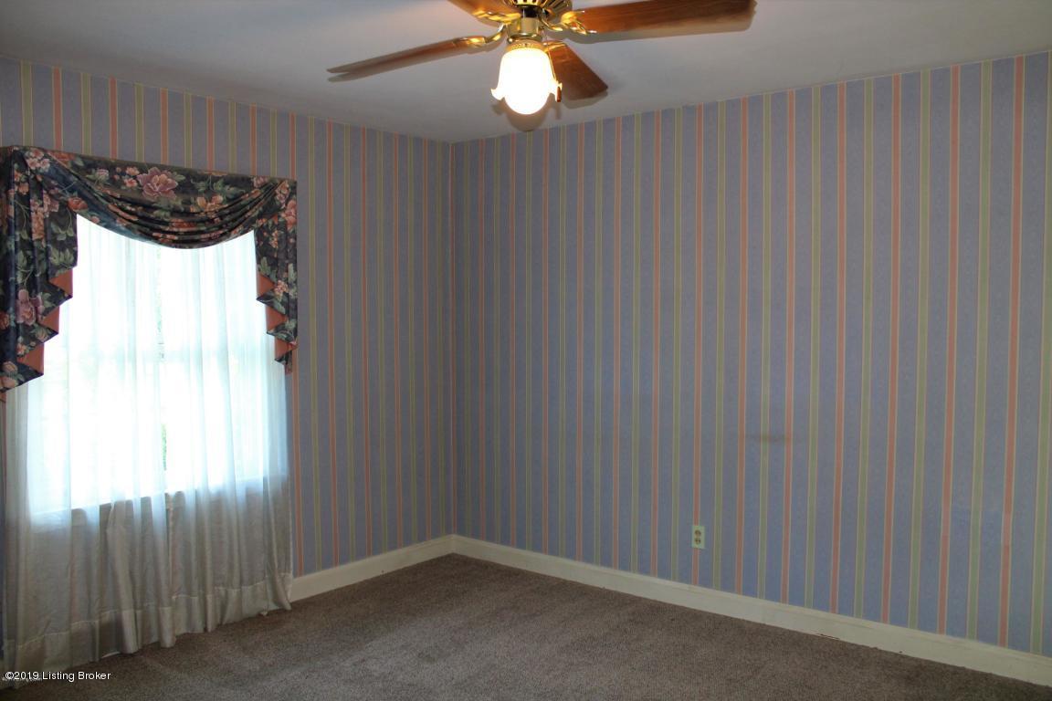 4610 Beaver Road Louisville, KY 40207 - Photo 16 of 40 master 1