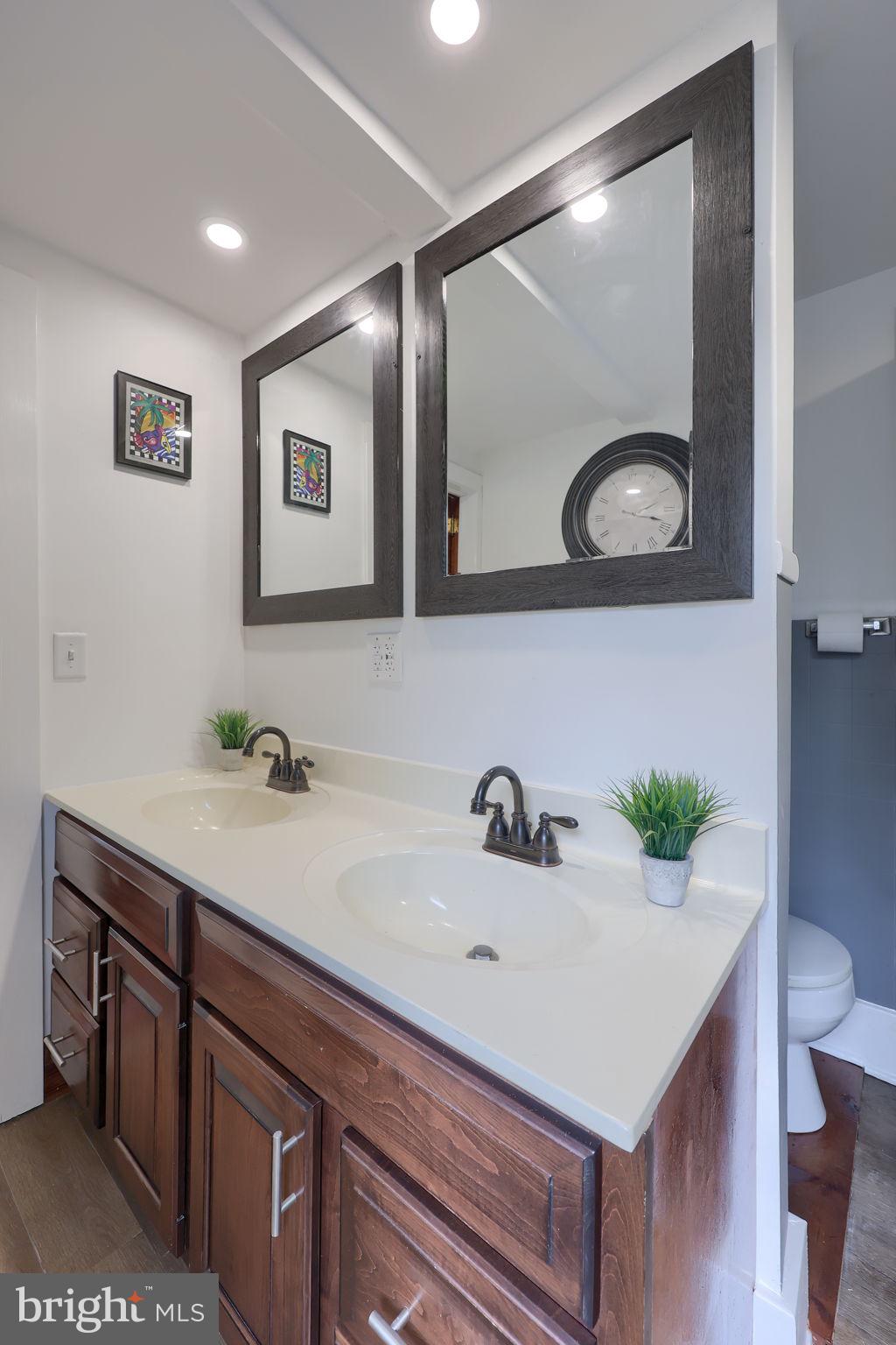 1759 Eden Road Lancaster, PA 17601 - Photo 25 of 37