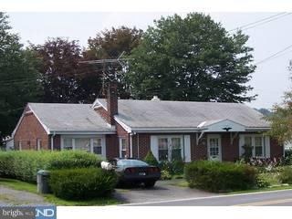 993 Maple Grove Road Mohnton, PA 19540 - Photo 1 of 6 Gallery Image 1