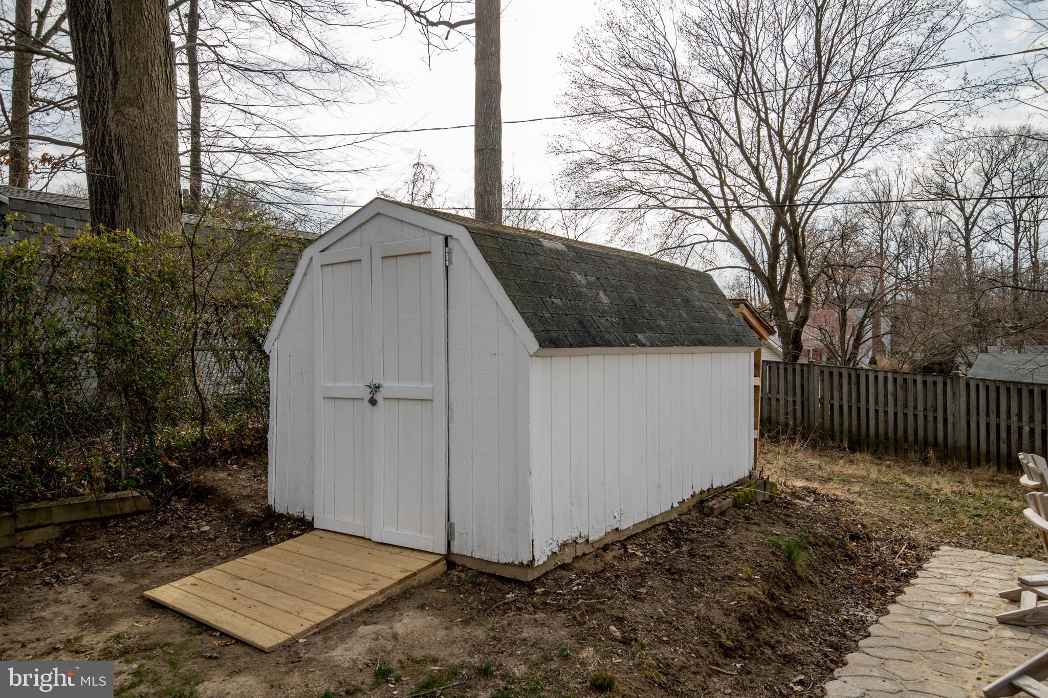 4516 Rising Lane Bowie, MD 20715 - Photo 23 of 27 Shed